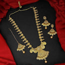 Kriaa Brown Stone And Kundan Necklace Set With Maang Tikka - 1109873