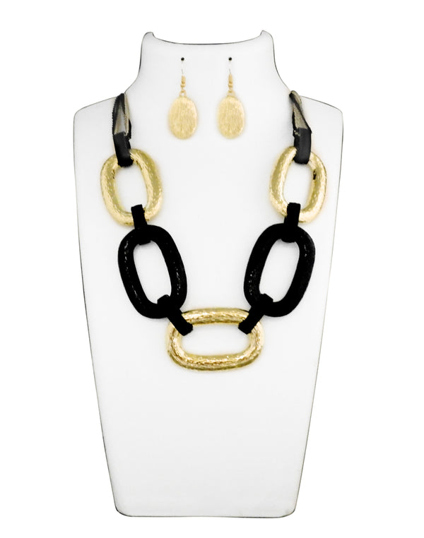 Urthn Black And Gold Statement Necklace Set - 1109904A