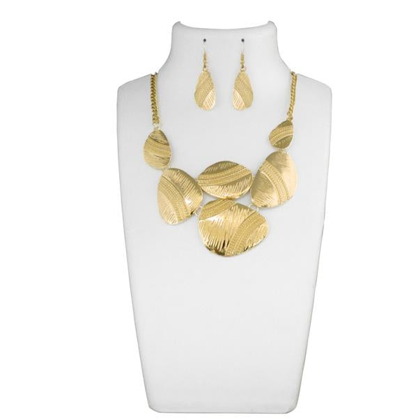 Urthn Gold Plated Statement Necklace Set - 1109906A