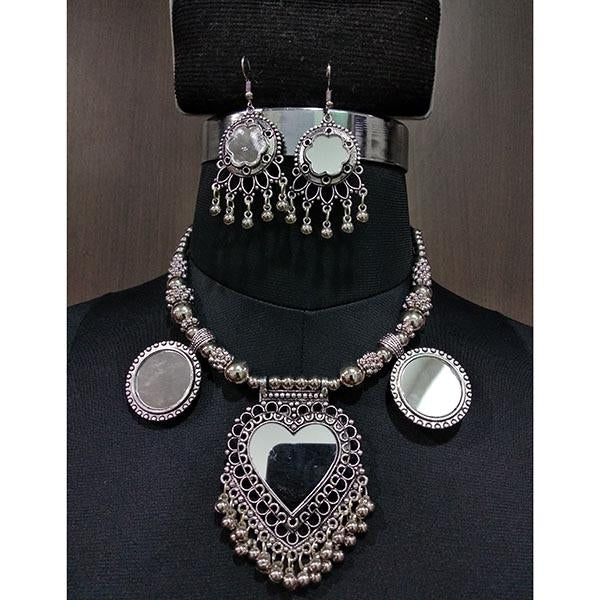 Jeweljunk Heart Design Glass Navratri Necklace Set - 1112841