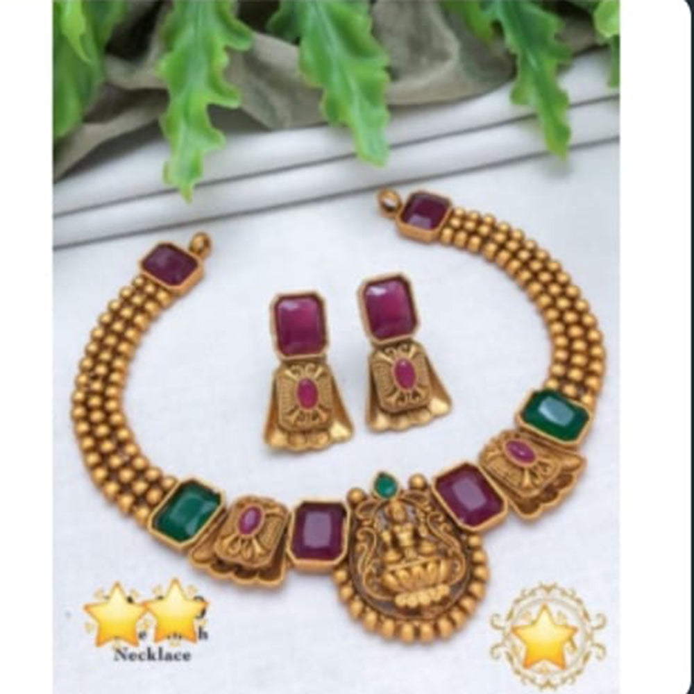 SNERA Gold Plated Pota Stone Choker Necklace Set