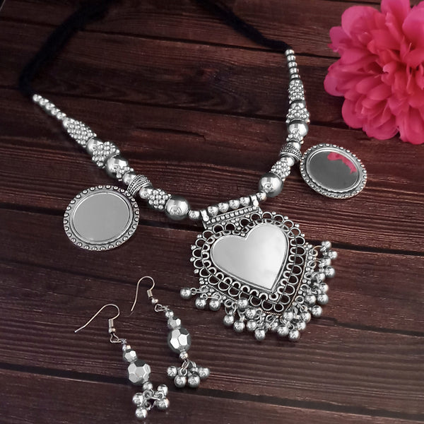 Jeweljunk Oxidised Plated Heart Shape Necklace Set