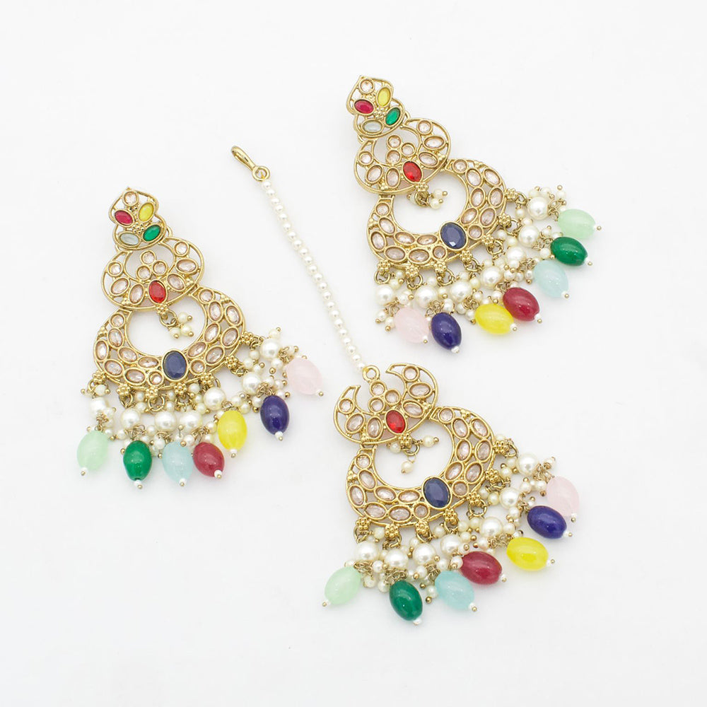 FS Collection Earrings & Maangtikka Set