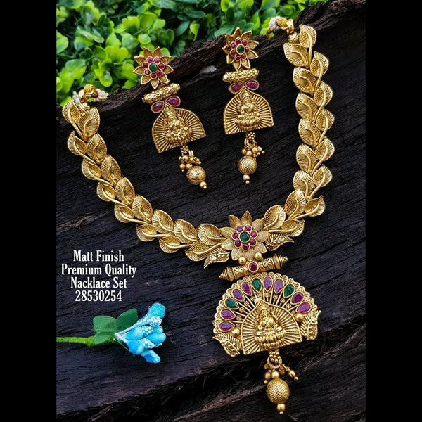 Sangita Creation Gold Plated Pota Stone Necklace Set