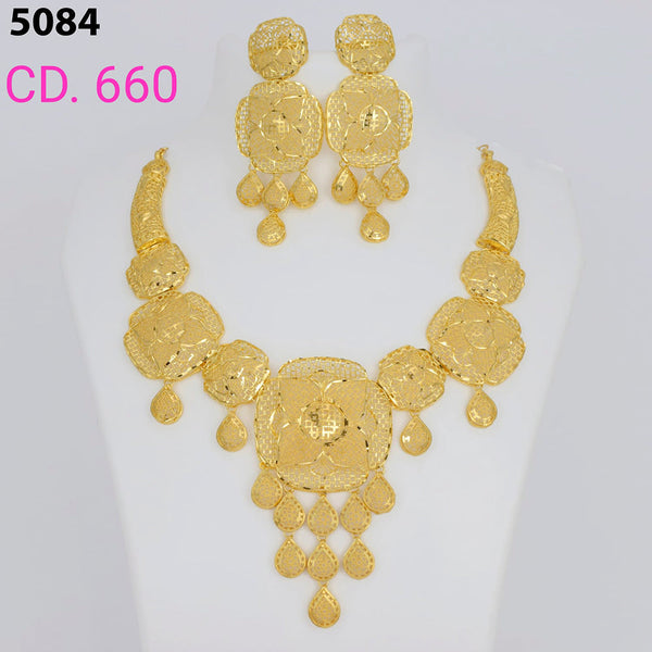 MR Jewellery Forming Gold Plated Necklace Set