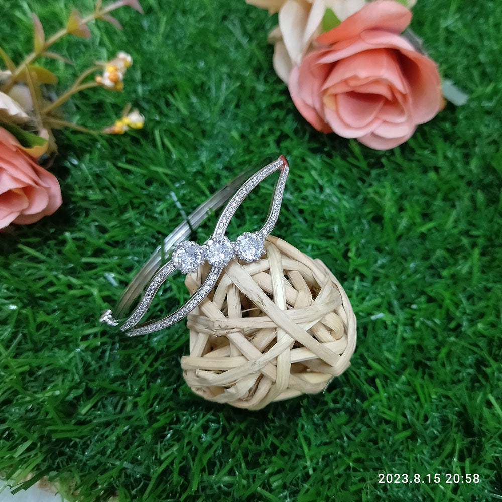 Sunflower Fashion Jewellery Rose Gold Plated AD Stone Openable Kada