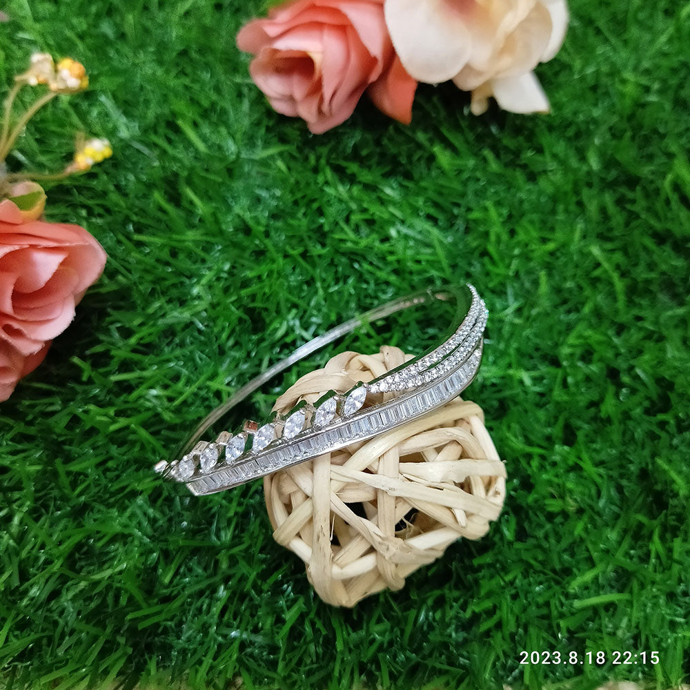 Sunflower Fashion Jewellery Rose Gold Plated AD Stone Openable Kada