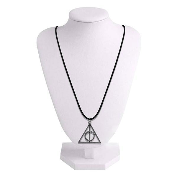 Urthn Rhodium Plated Triangle Design Chain Pendant