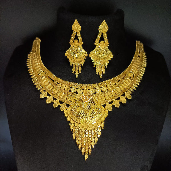 Marudhar's Forming Gold Plated Necklace Set