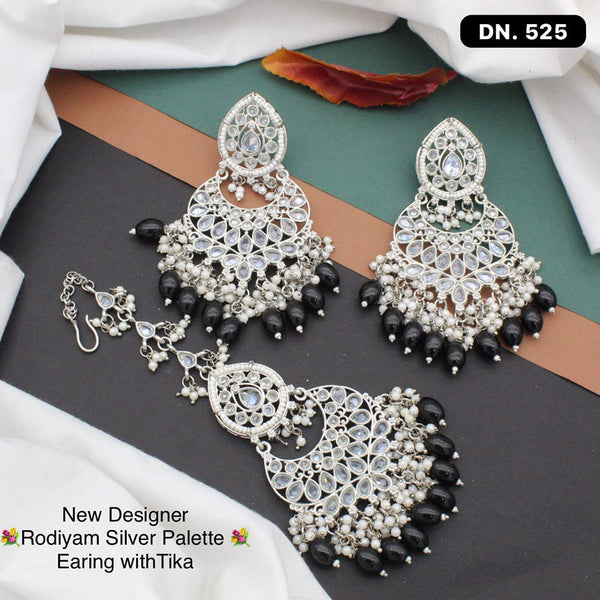 Shree Chamunda Jewellers Silver Plated Earrings With Mangtikka