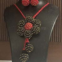 Avanis Handmade Long Necklace