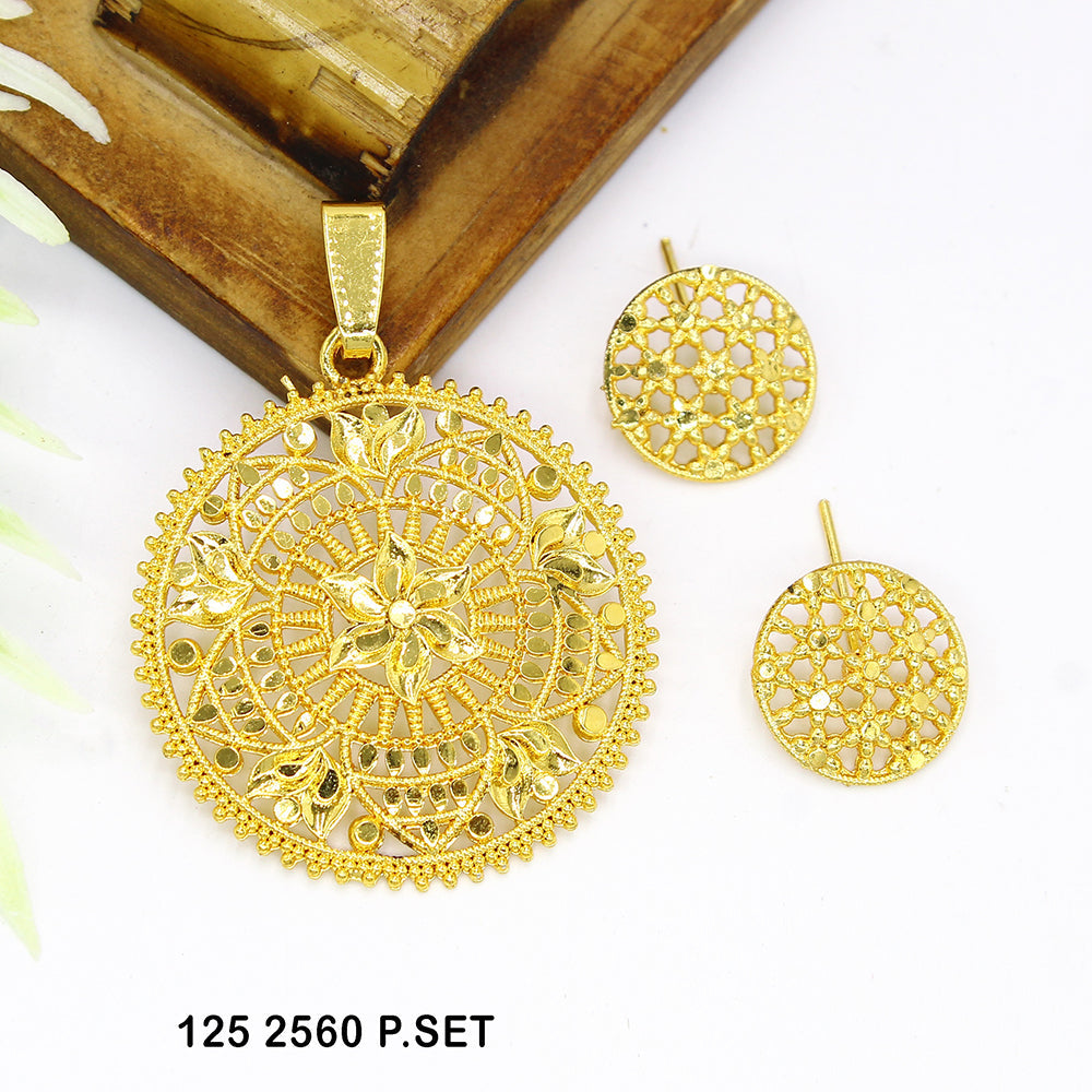 Mahavir Dye Gold Pendant Set