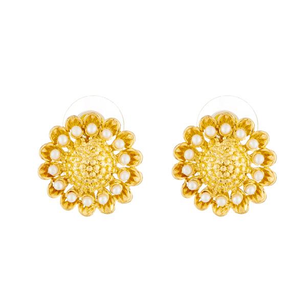 Kriaa Floral Design Gold Plated Pearl Stud Earrings - 1310044