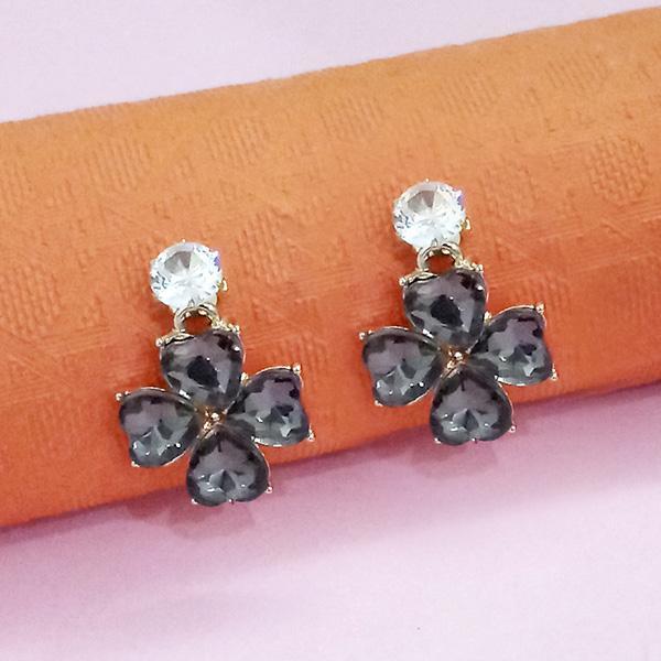 Kriaa Gold Plated Black And White Austrian Stone Stud Earrings - 1312880B