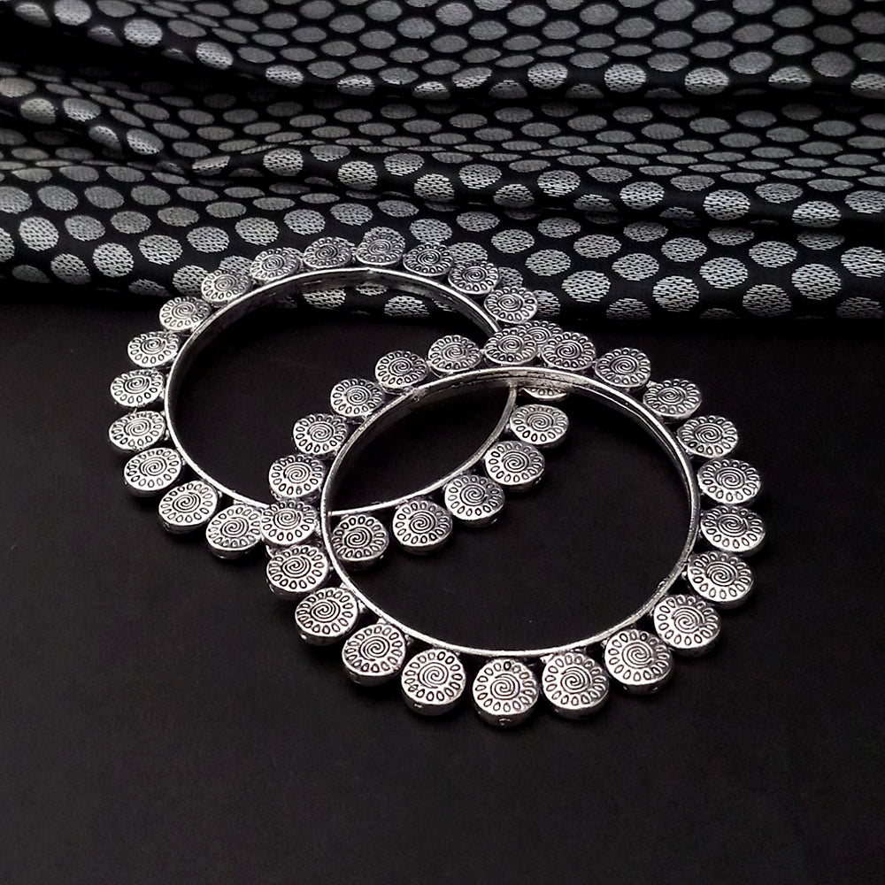 Urthn Oxidised Plated Bangles Set