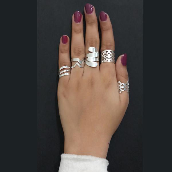 Urthn Adjustable Silver Plated 5 Finger Ring Set - 1502925