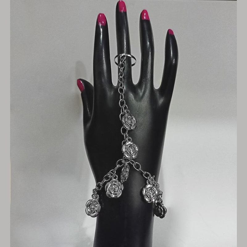 Kriaa Silver Plated Hand Harness -1504032A