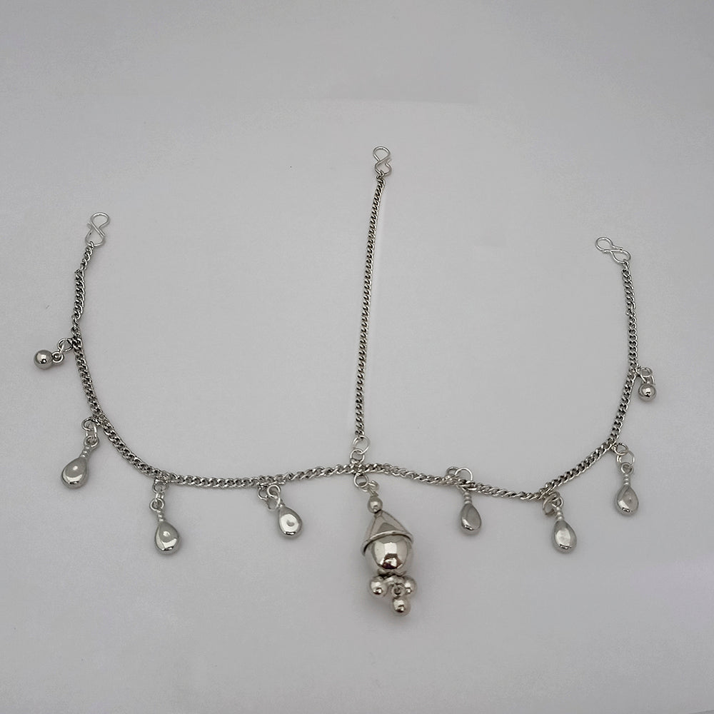 Jeweljunk Oxidised Plated Maang Tikka