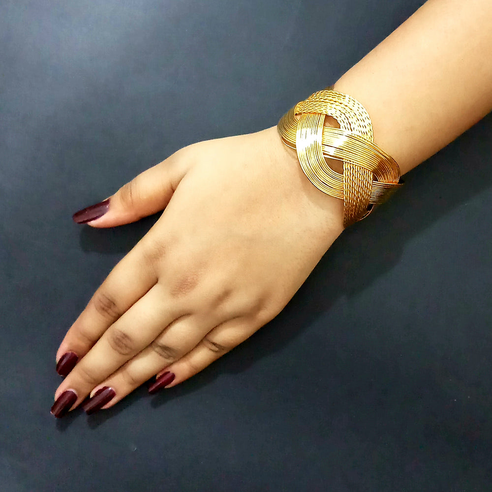 Kriaa Gold Plated Designer Stylish Kada