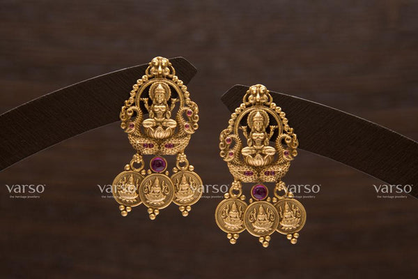 Varso Kempu Gold  Alloy  Dangler Earrings  - 211183