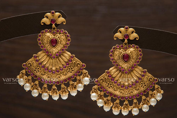 Varso Kempu Gold  Alloy Pearl Dangler Earrings  - 211198