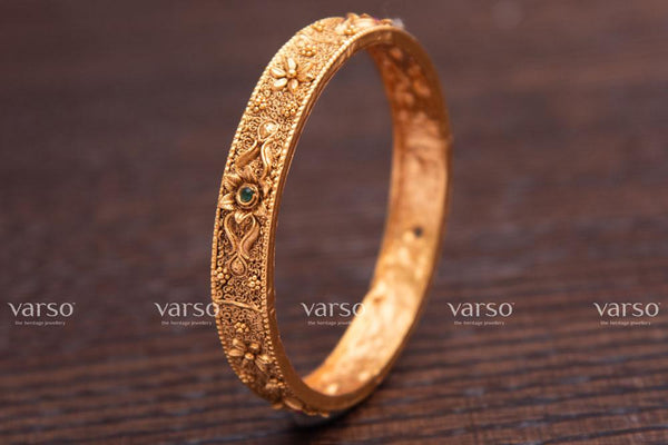 Varso Emerald & Ruby Gold Antique Brass Alloy Kada -215053