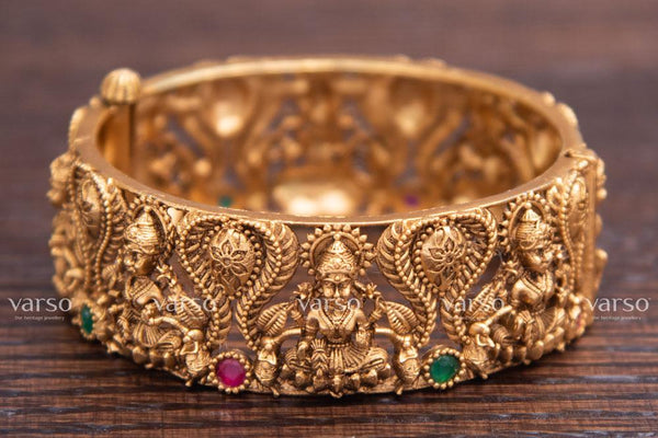 Varso Ruby & Emerald Gold Antique Brass Alloy Kada -215073
