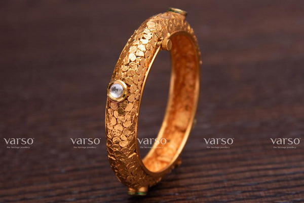 Varso kundan Gold Antique Brass Alloy Kada -215096
