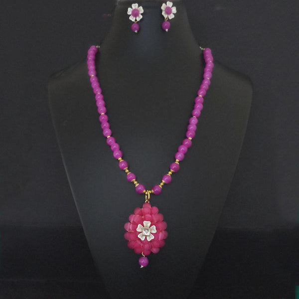 Kriaa Pink Beads And Kundan Gold Plated Necklace Set - 2800324F