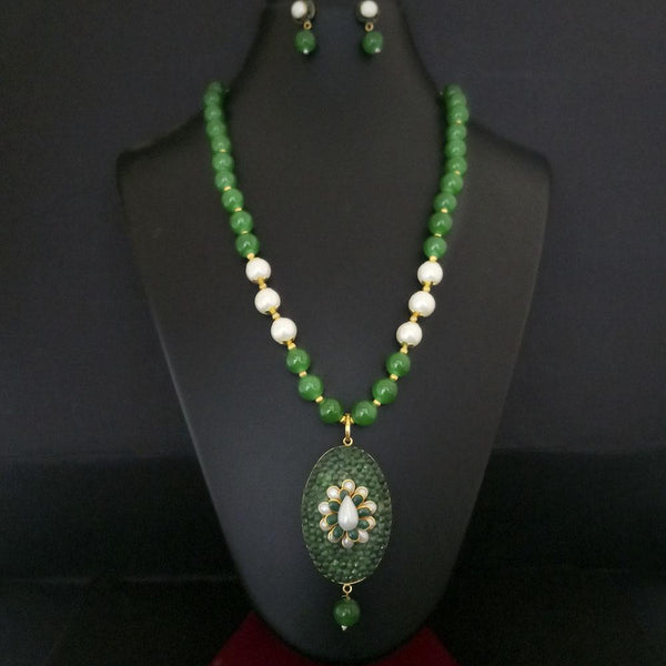 Kriaa Green Beads And Pearl Gold Plated Necklace Set - 2800326E