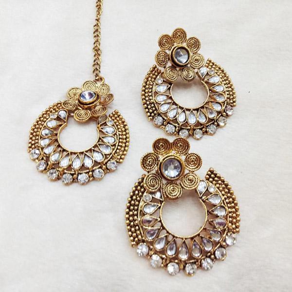 Kriaa White Kundan & Stone Earrings With Maang Tikka