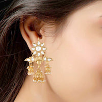 Etnico 18K Gold Plated Traditional Handcrafted Jhumka Earrings Encased with Faux Kundan & Pearl for Women/Girls (E2786W)