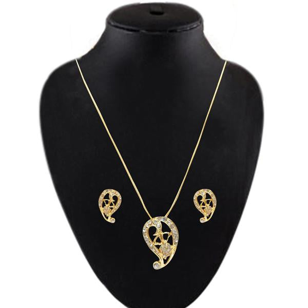 Soha Fashion Golden Stone Gold Plated Pendant Set