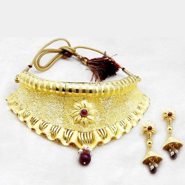 Utkrishtt Forming Gold Plated Copper Necklace Set - 1107846