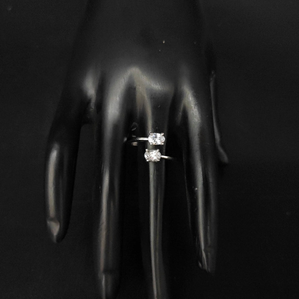 Heera Jewellers Silver Plated Crystal Stone Adjustable Ring