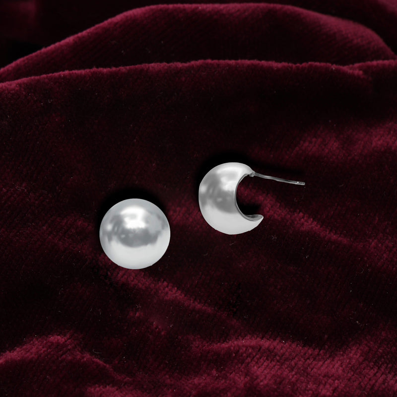 Nipura Hollow Curve Stud Earrings