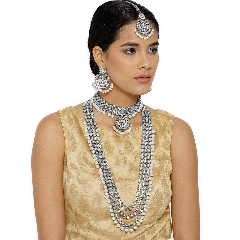 Etnico Traditional 18K Silver Plated Kundan & Pearl Studded Bridal Choker Necklace Jewellery Set With Earrings & Maang Tikka for Women (IJ325S)