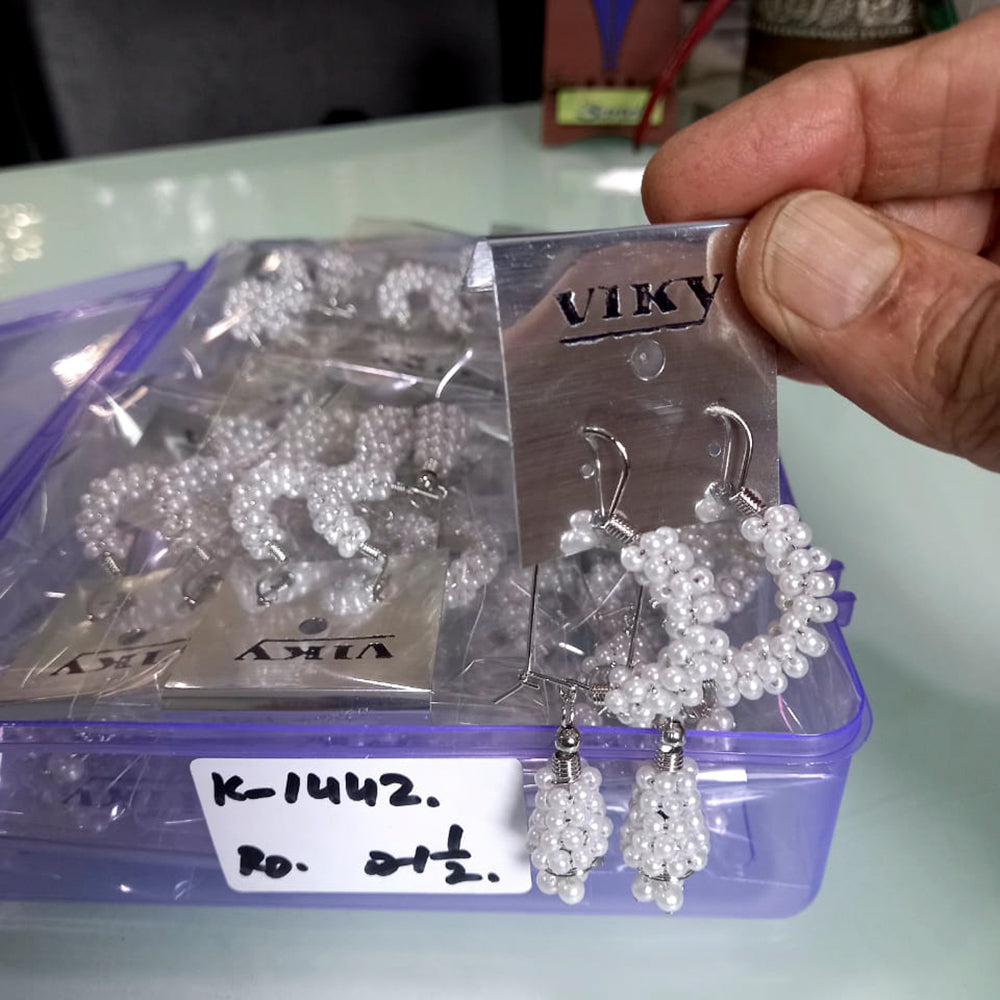 Viky White Hoop Earrings