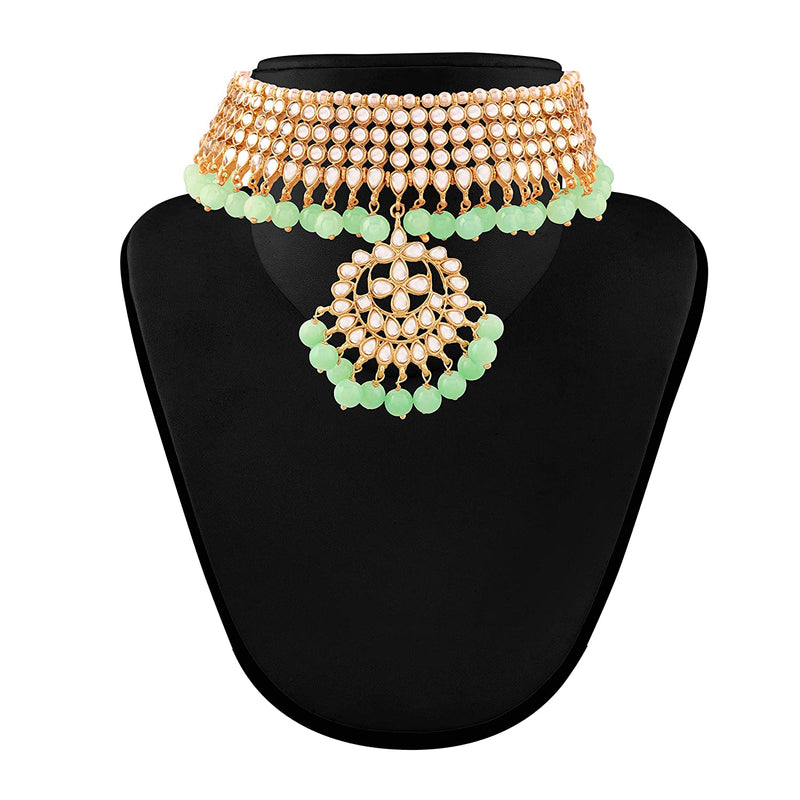 Etnico 18K Gold Plated Traditional Kundan & Pearl Studded Choker Necklace Jewellery Set with Earrings & Maang Tikka For Women (K7058Min)