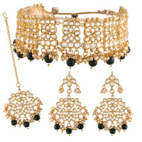 Etnico 18K Gold Plated Traditional Handcrafted Choker Necklace Jewellery Set with Earrings & Maang Tikka Encased With Faux Kundan Studded & Pearl For Women/Girls (K7069B)