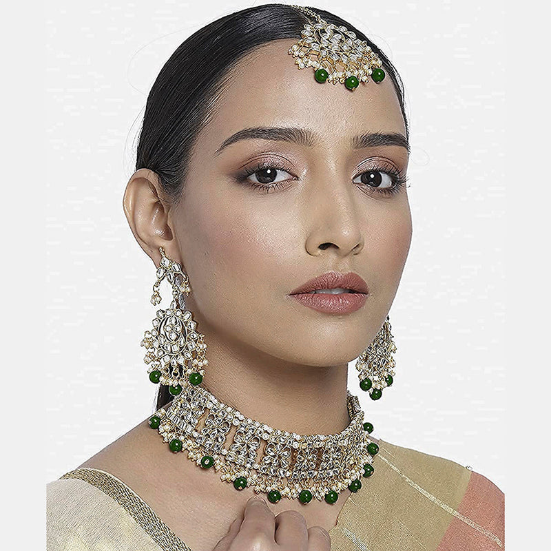Etnico Gold Plated Traditional Kundan & Pearl Studded Choker Jewellery Necklace Set with Earrings & Maang Tikka For Women (K7069G)