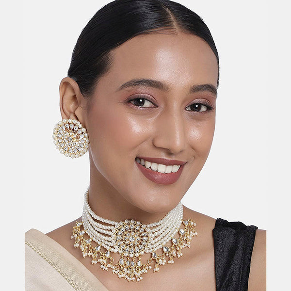 Etnico 18k Gold Plated Traditional Choker Set Glided With Kundan & Pearls For Women/Girls (K7097W)