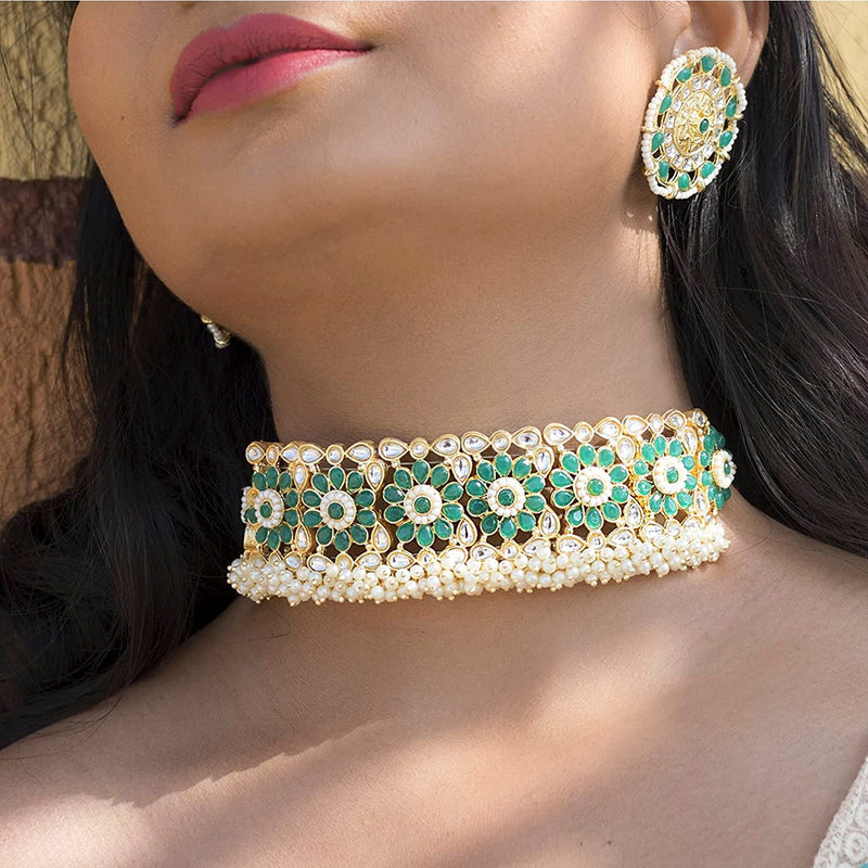 Etnico 18k Gold Plated Traditional Green Kundan & Pearl Studded Choker Necklace Jewellery Set For Women/Girls (K7208G)