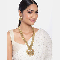 Etnico 18k Rajwadi Gold Plated Traditional Long Brass Jewellery Set With Earrings Intricately Engraved With Bride & Groom Figurines (MC048)