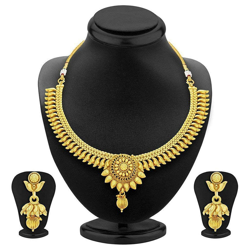 Etnico 18K Gold Plated Traditional Choker Necklace Jewellery Set For Women/Girls (MC064)