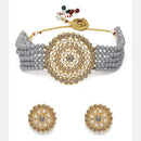 Etnico 18K Gold Plated Traditional Light Weight Crystal Stone Beaded Choker Necklace Jewellery Set Glided With Moti Work (ML239Gr)