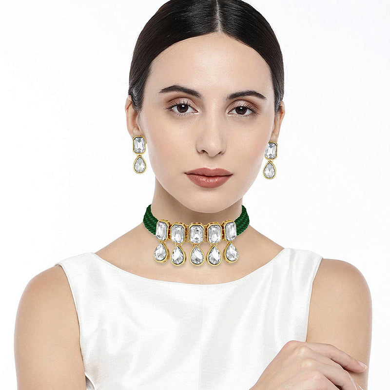 Etnico 18K Gold Plated Traditional Handcrafted Crystal Stone Studded Pearl Choker Necklace Jewellery Set with Earrings For Women/Girls (ML249G)