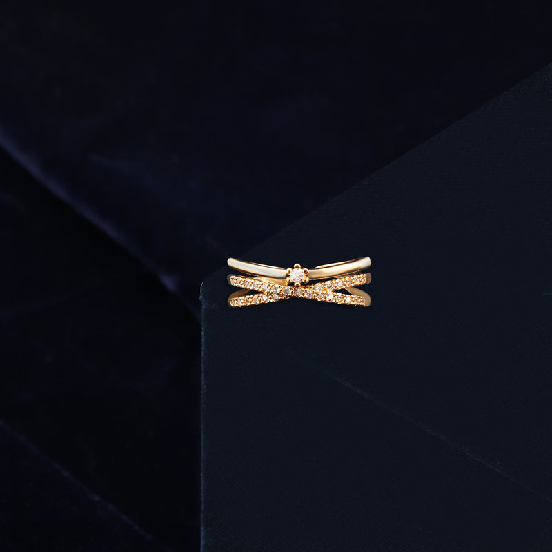 Nipura Golden Zircon Criscross Cuff-ring
