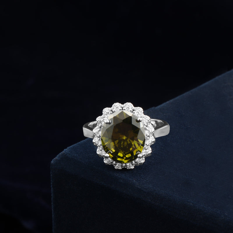 Nipura Moss Floral Halo Ring