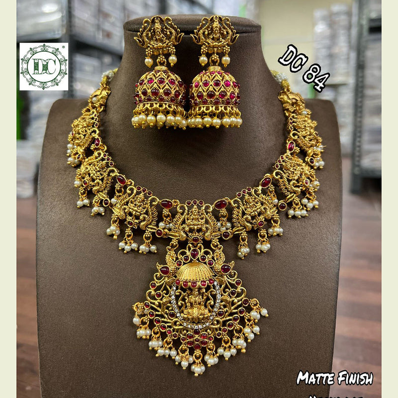 Diksha Collection Gold Plated Pota Stone Neckace Set